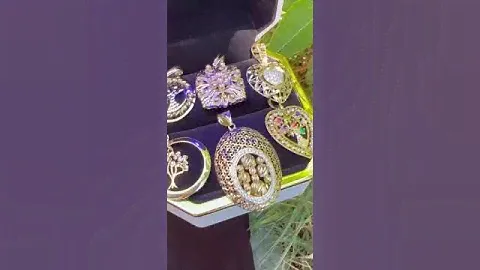 Золотые кулоны с цирконами 585 пробы -По поводу заказа писать +79884862148
