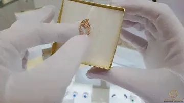 Золотой кулон с фианитами Мама и Дитя 029006